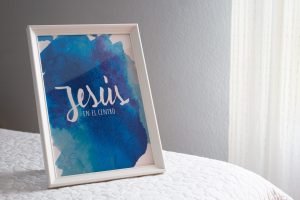 Lamina Jesús en el Centro (fondo azul)