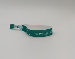 Pulsera El fruto del amor es el servicio - Imagen 2