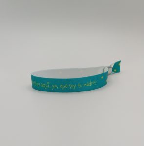 Pulsera ¿No estoy yo aquí que son tu madre?